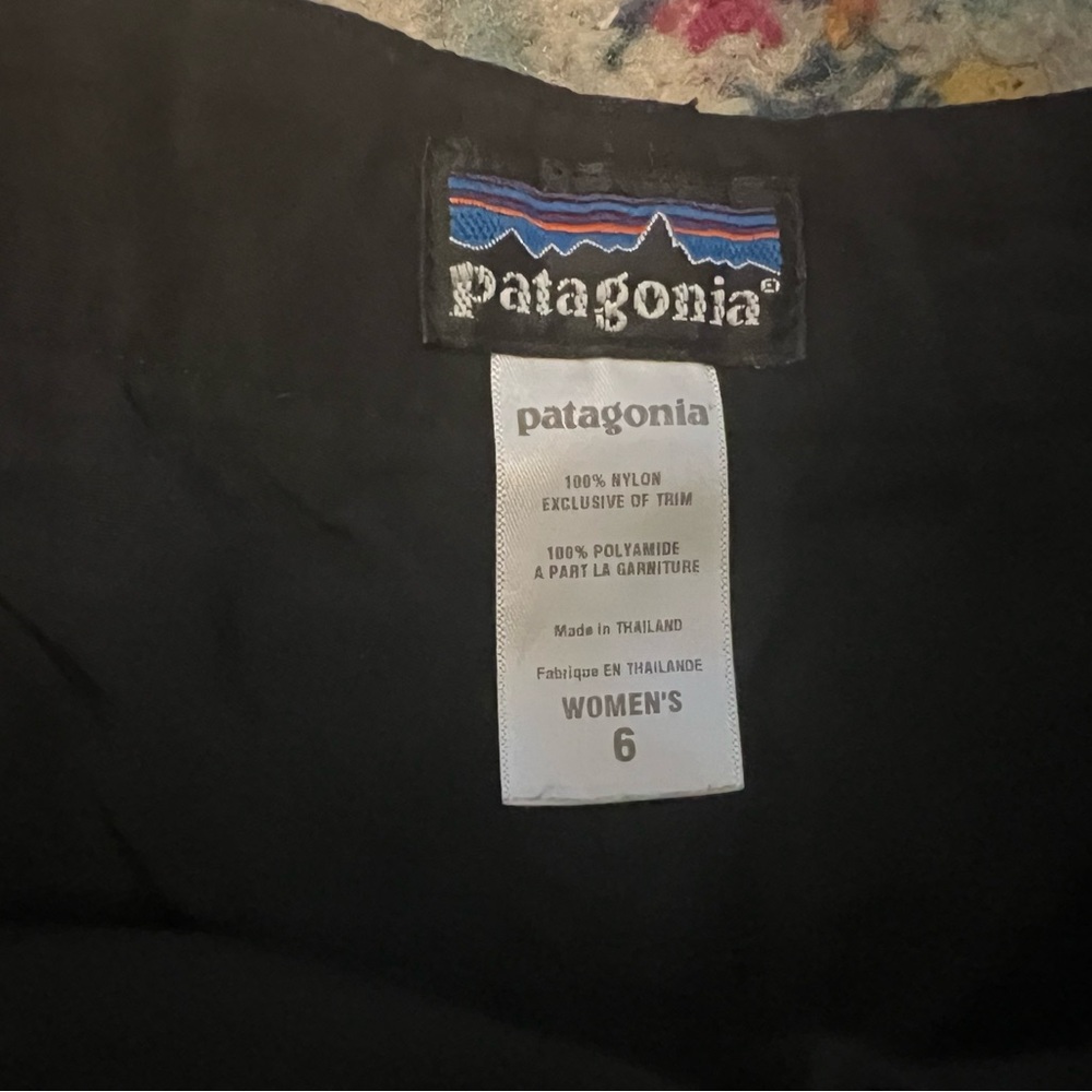 Patagonia Button Out Boardie Set (Skirt and Shorts) - Picture 13 of 14